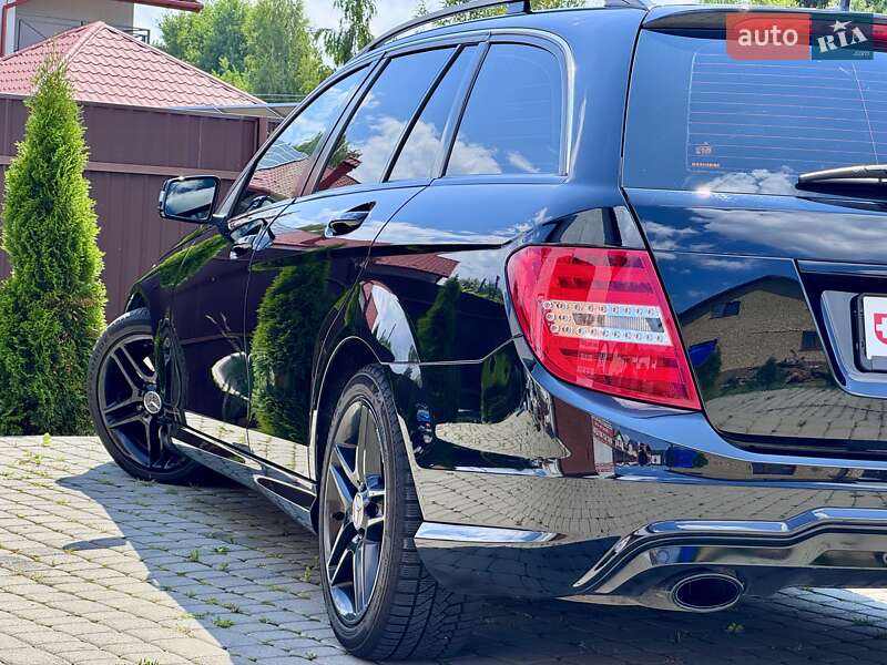 Універсал Mercedes-Benz C-Class 2012 в Стрию