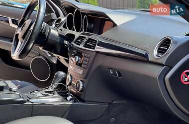 Универсал Mercedes-Benz C-Class 2012 в 
