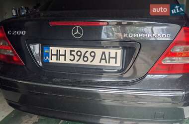 Седан Mercedes-Benz C-Class 2004 в 