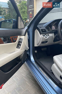 Седан Mercedes-Benz C-Class 2011 в 