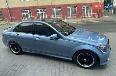 Седан Mercedes-Benz C-Class 2011 в Первомайську