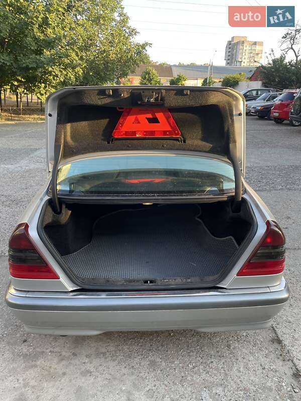 Седан Mercedes-Benz C-Class 1997 в Одесі