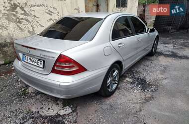 Седан Mercedes-Benz C-Class 2004 в 