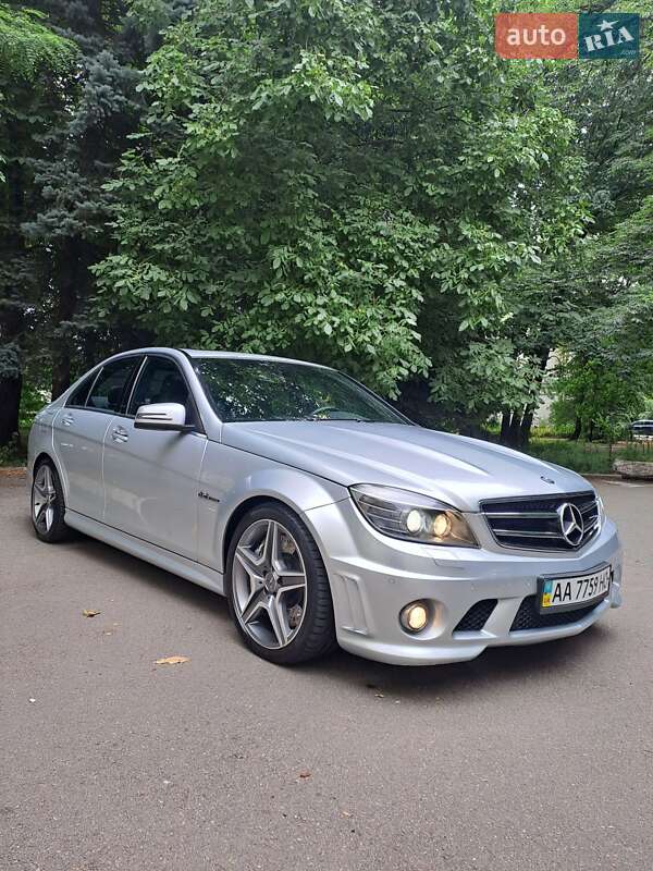 Mercedes-Benz C-Class 2009