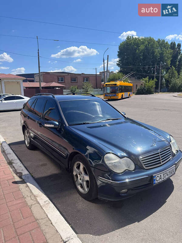 Универсал Mercedes-Benz C-Class 2002 в Черкассах
