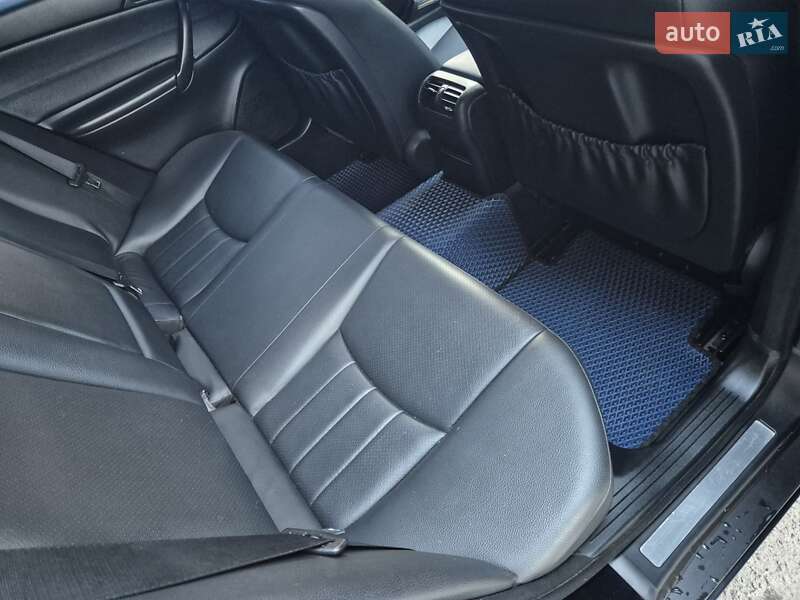 Седан Mercedes-Benz C-Class 2006 в Умані