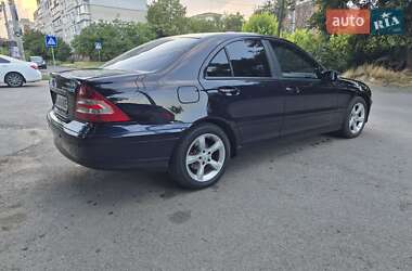 Седан Mercedes-Benz C-Class 2006 в 