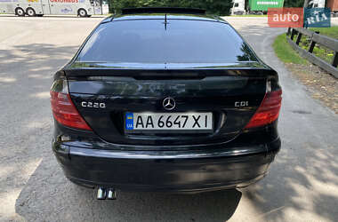 Купе Mercedes-Benz C-Class 2002 в 
