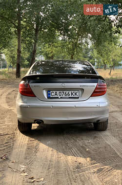 Купе Mercedes-Benz C-Class 2001 в 