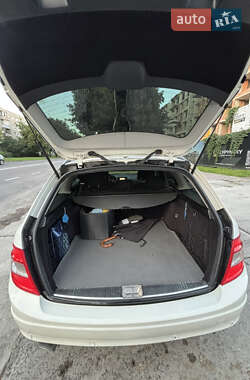 Универсал Mercedes-Benz C-Class 2008 в 