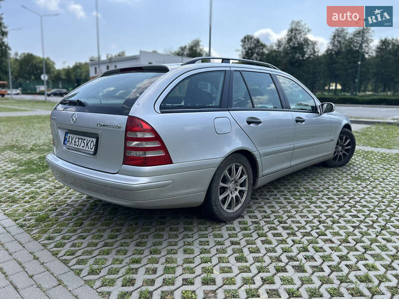 Универсал Mercedes-Benz C-Class 2002 в Харькове фото 11 Универсал Mercedes-Benz C-Class 2002 в Харькове