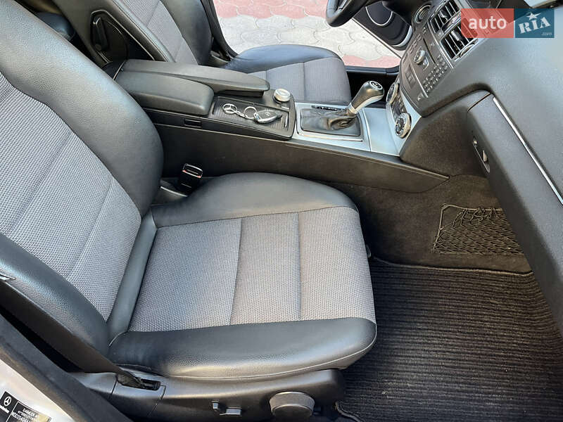 Седан Mercedes-Benz C-Class 2008 в Могилев-Подольске