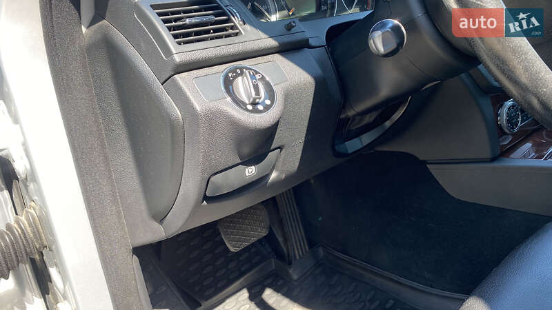Седан Mercedes-Benz C-Class 2008 в Киеве