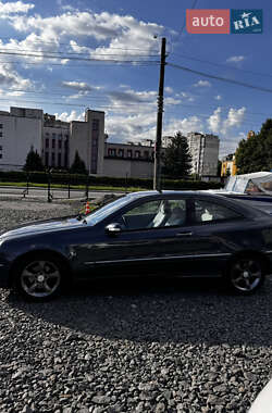 Купе Mercedes-Benz C-Class 2004 в 