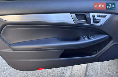 Купе Mercedes-Benz C-Class 2015 в 