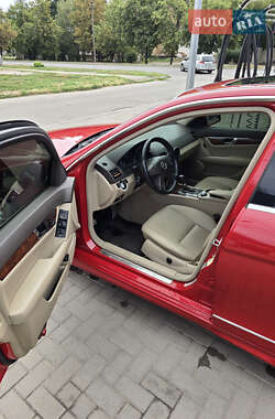 Седан Mercedes-Benz C-Class 2011 в 