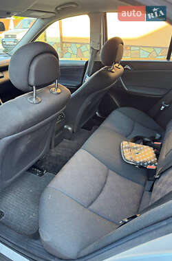 Седан Mercedes-Benz C-Class 2004 в Івано-Франківську