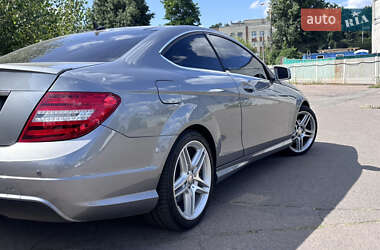 Купе Mercedes-Benz C-Class 2015 в 