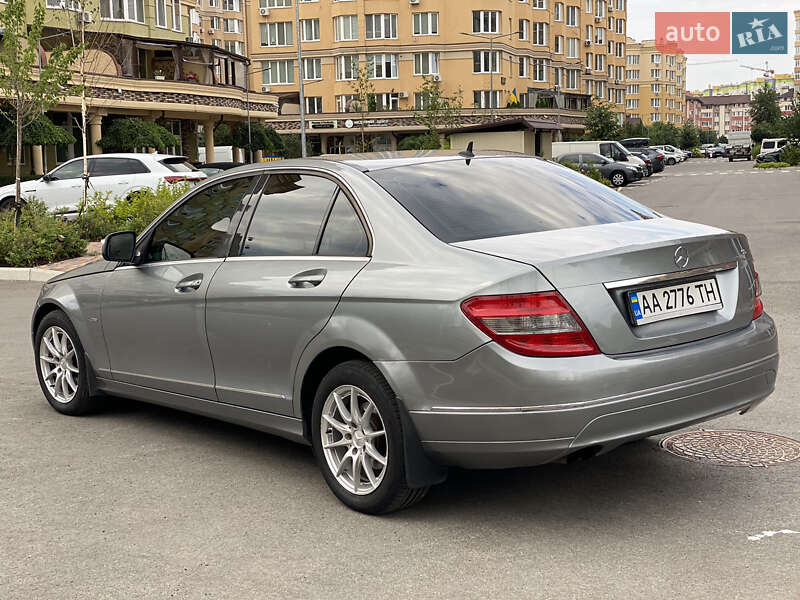 Седан Mercedes-Benz C-Class 2008 в Києві