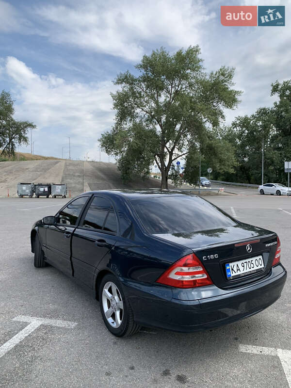 Седан Mercedes-Benz C-Class 2004 в Киеве фото 7 Седан Mercedes-Benz C-Class 2004 в Киеве