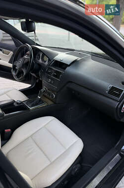 Седан Mercedes-Benz C-Class 2007 в 