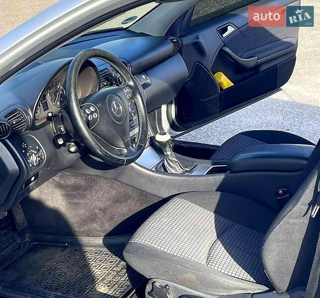 Универсал Mercedes-Benz C-Class 2004 в Новой Водолаге