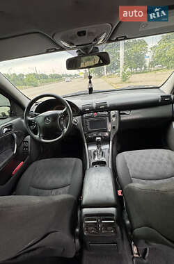 Седан Mercedes-Benz C-Class 2001 в Запорожье