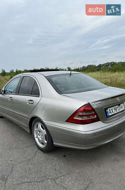 Седан Mercedes-Benz C-Class 2002 в 