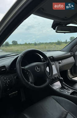 Седан Mercedes-Benz C-Class 2002 в 