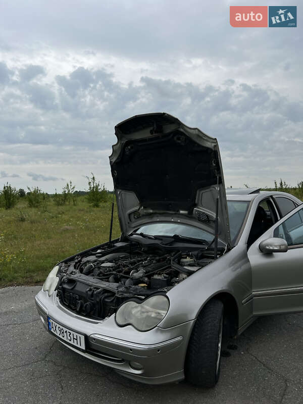 Седан Mercedes-Benz C-Class 2002 в Полонном