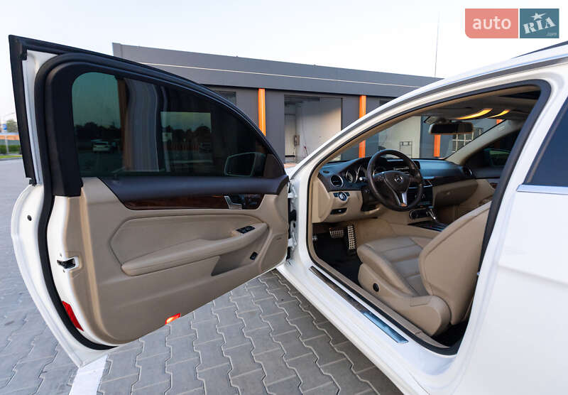 Купе Mercedes-Benz C-Class 2014 в Вінниці