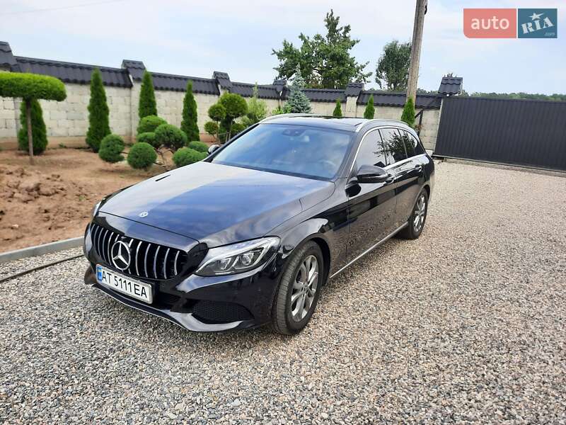 Універсал Mercedes-Benz C-Class 2017 в Івано-Франківську
