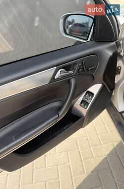 Универсал Mercedes-Benz C-Class 2004 в 