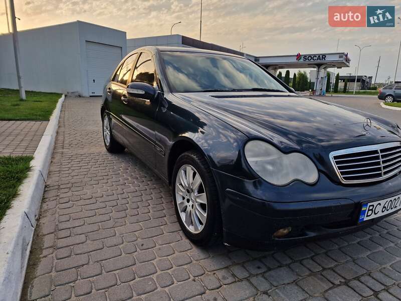 Mercedes-Benz C-Class 2003