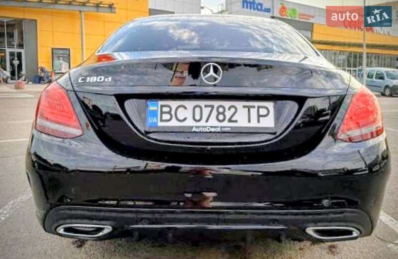 Седан Mercedes-Benz C-Class 2019 в Львові