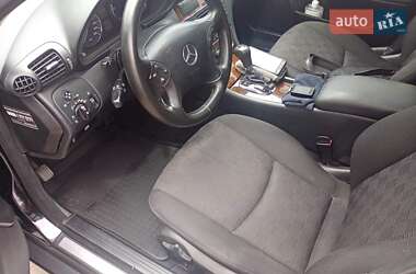 Седан Mercedes-Benz C-Class 2006 в 