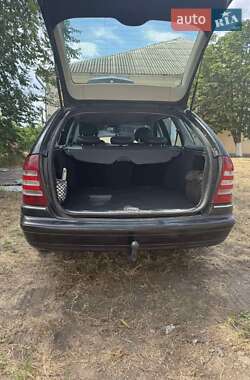 Универсал Mercedes-Benz C-Class 2004 в 