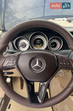 Седан Mercedes-Benz C-Class 2011 в 