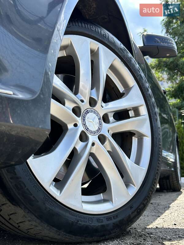 Универсал Mercedes-Benz C-Class 2012 в Сумах