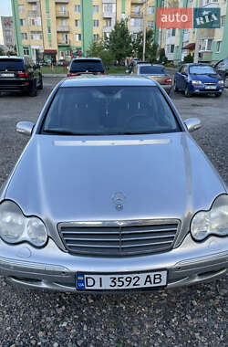 Седан Mercedes-Benz C-Class 2001 в Радехове