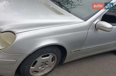 Седан Mercedes-Benz C-Class 2002 в Києві