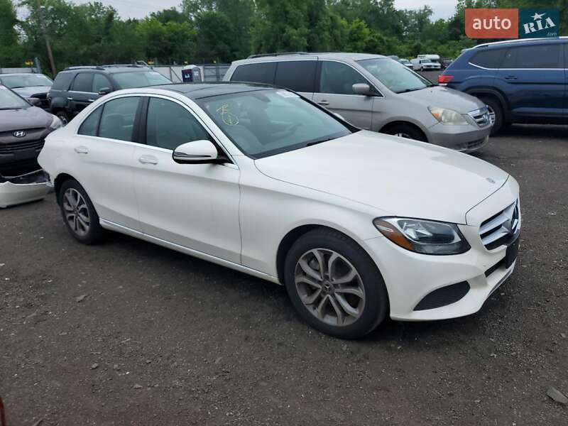 Седан Mercedes-Benz C-Class 2017 в Львове