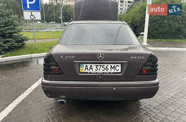 Седан Mercedes-Benz C-Class 1995 в 