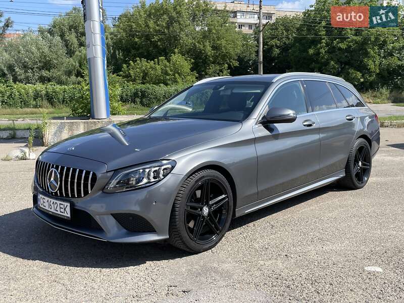 Универсал Mercedes-Benz C-Class 2018 в Черновцах
