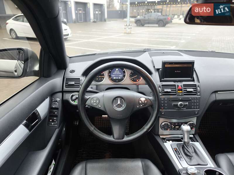 Седан Mercedes-Benz C-Class 2008 в Киеве
