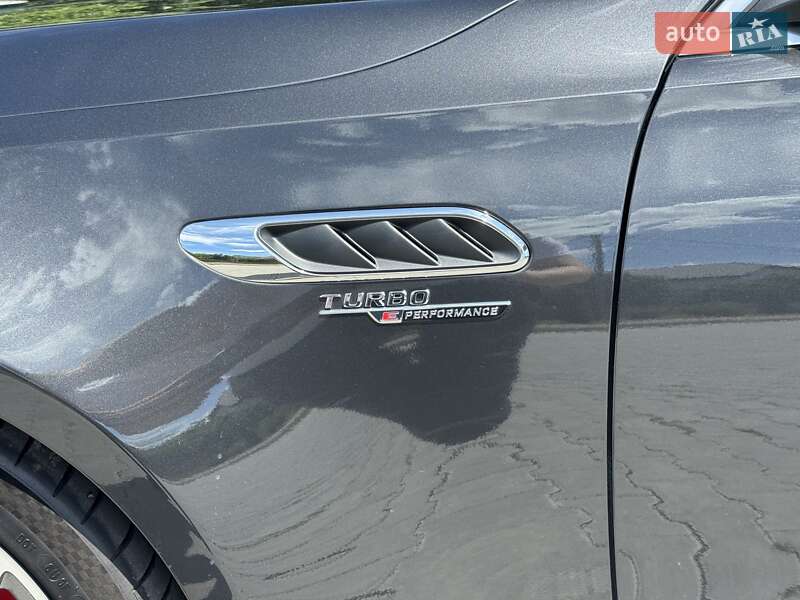 Седан Mercedes-Benz C-Class 2022 в Черновцах