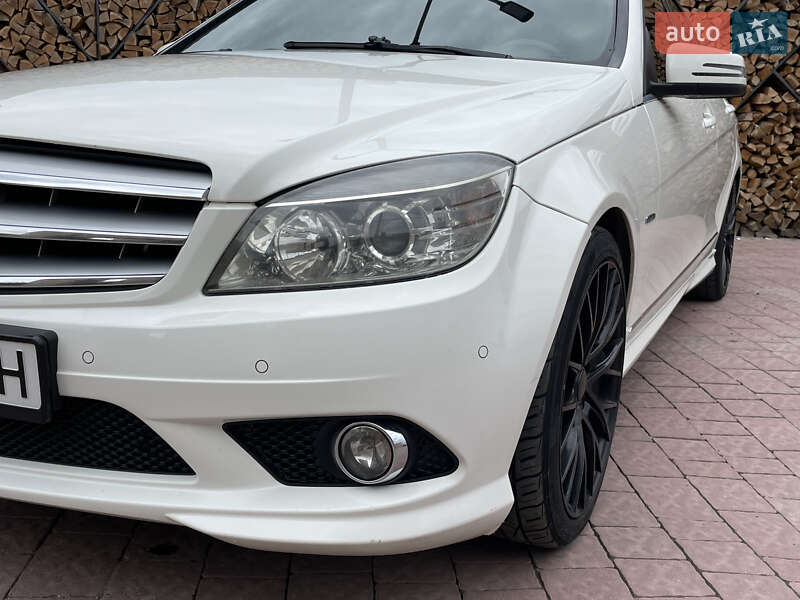 Седан Mercedes-Benz C-Class 2009 в Ивано-Франковске фото 5 Седан Mercedes-Benz C-Class 2009 в Ивано-Франковске