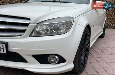 Седан Mercedes-Benz C-Class 2009 в 