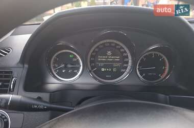 Универсал Mercedes-Benz C-Class 2009 в 