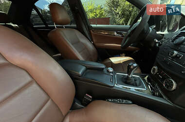 Седан Mercedes-Benz C-Class 2010 в 